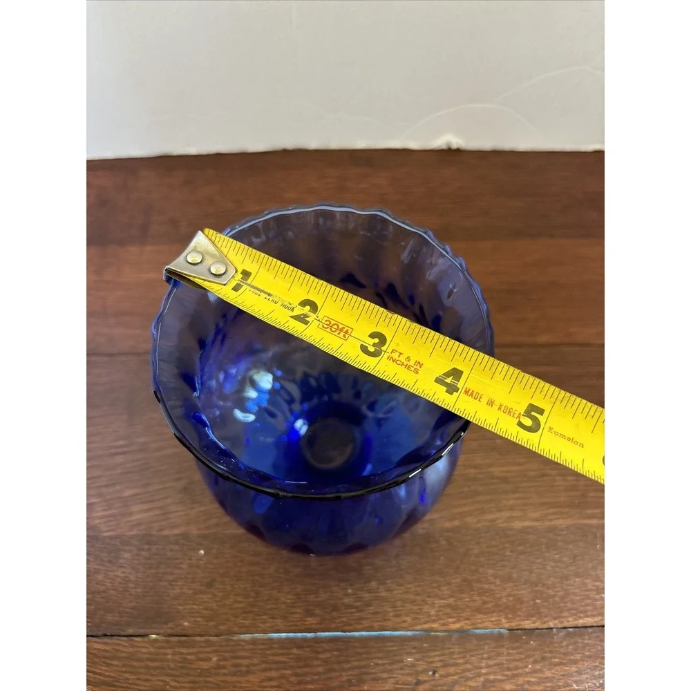 Cobalt Blue Vintage Glass Swirl Design‎ Vase Smooth Bottom Foot Princess House